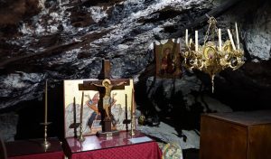 Inifrån Pilgrims'grott'kapell