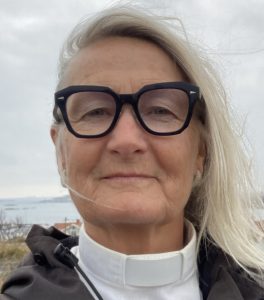 Lena Huld, pastor